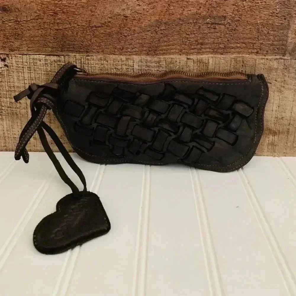 Moni Moni made in Italy wristlet